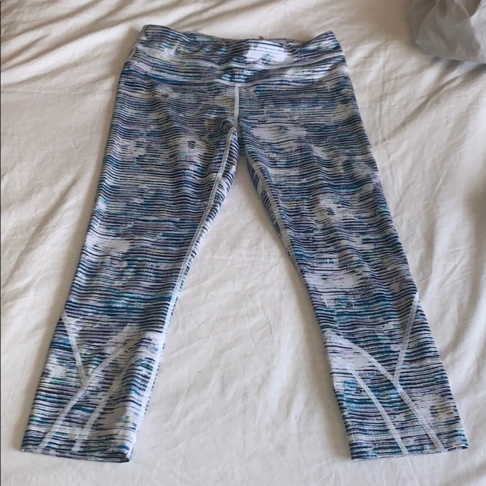 Lululemon Inspire tights (like new)
